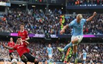 Trung phong là gì? Khái niệm, vai trò của vị trí thi đấunày